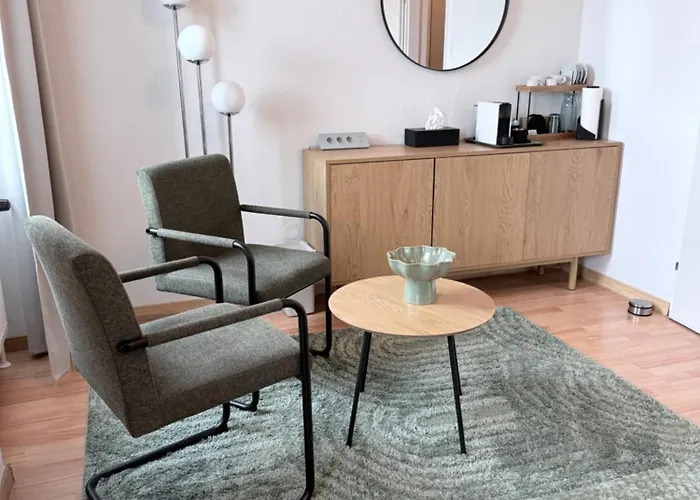 Modernes Doppelzimmer In Donaustadt - Mala Séjour chez l'habitant